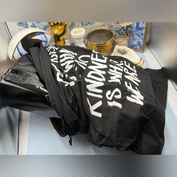 🆕 KURT GEIGER LONDON 🧿 NWT Recycled Drench Square Shopper Tote Bag, All Black - Picture 15 of 16